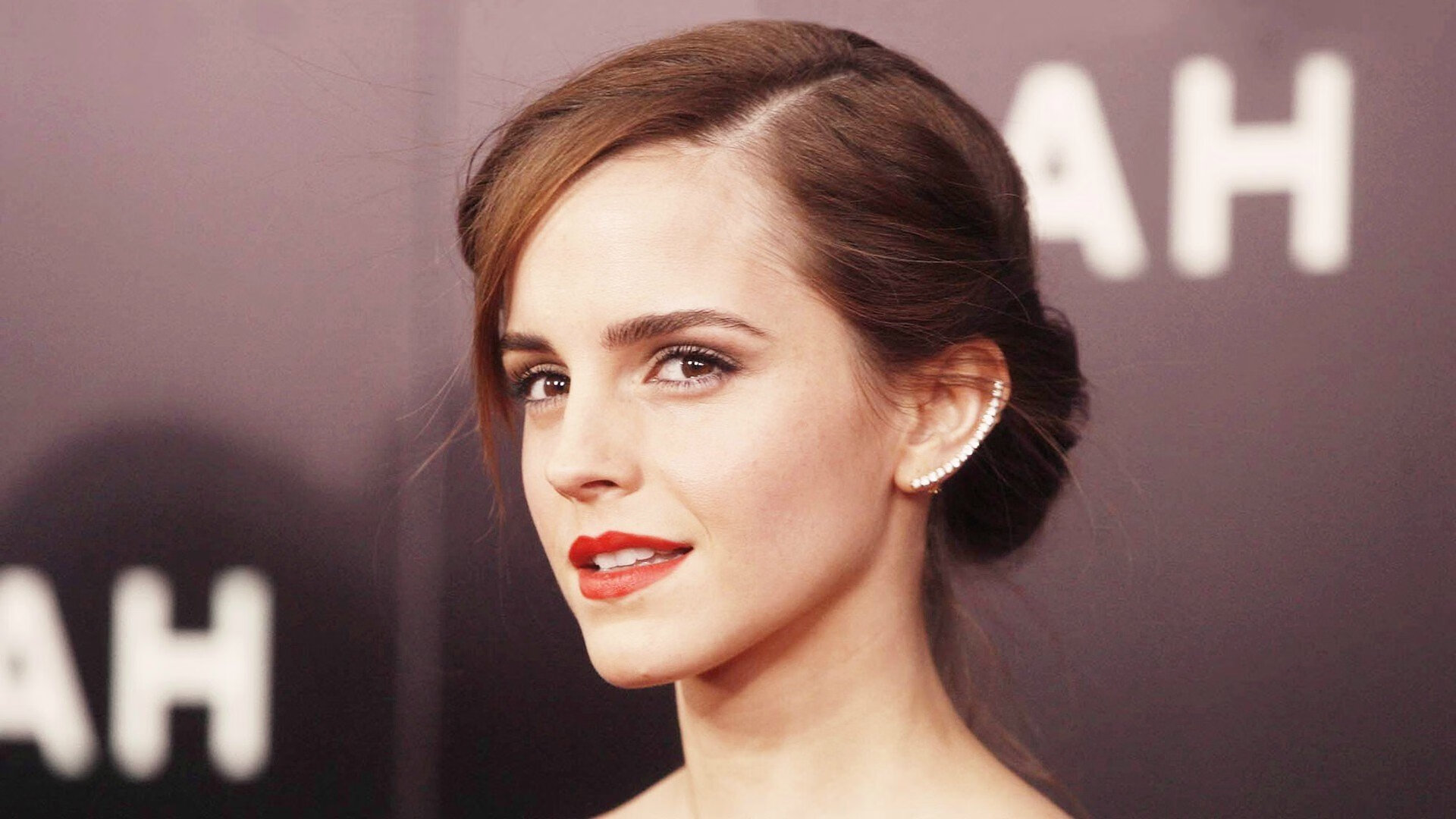 im体育平台官网-海外球员归国效力,助力家乡俱乐部崛起,外籍球员归化条件